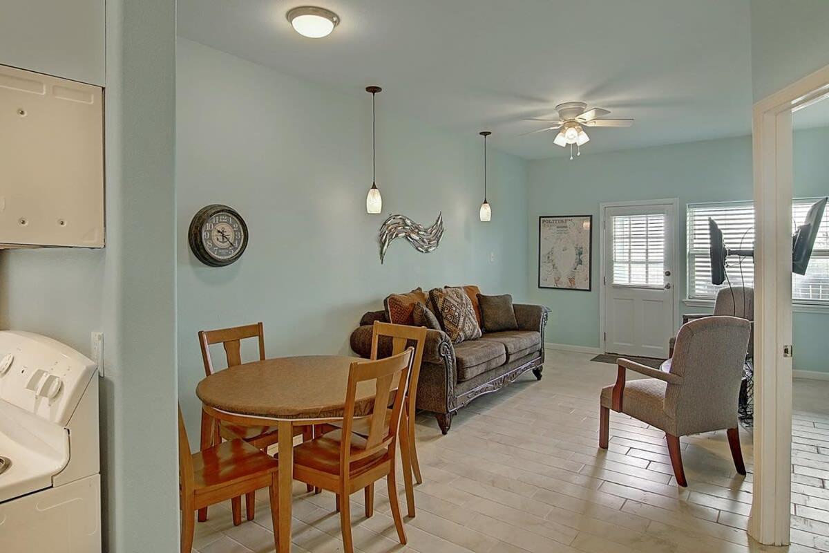 Captain Quarter'S 1 Bedrm Unit At Sea Isle Village Порт-Аранзас Экстерьер фото