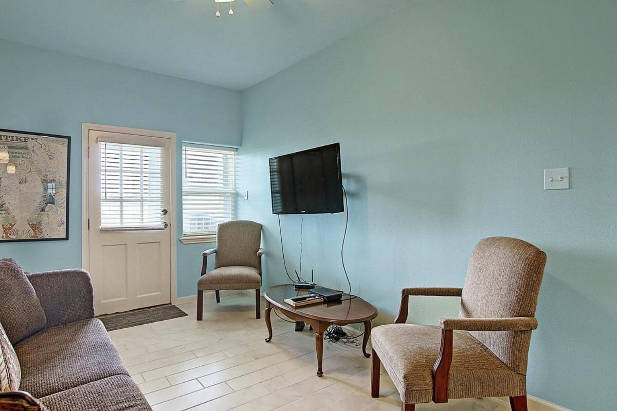 Captain Quarter'S 1 Bedrm Unit At Sea Isle Village Порт-Аранзас Экстерьер фото