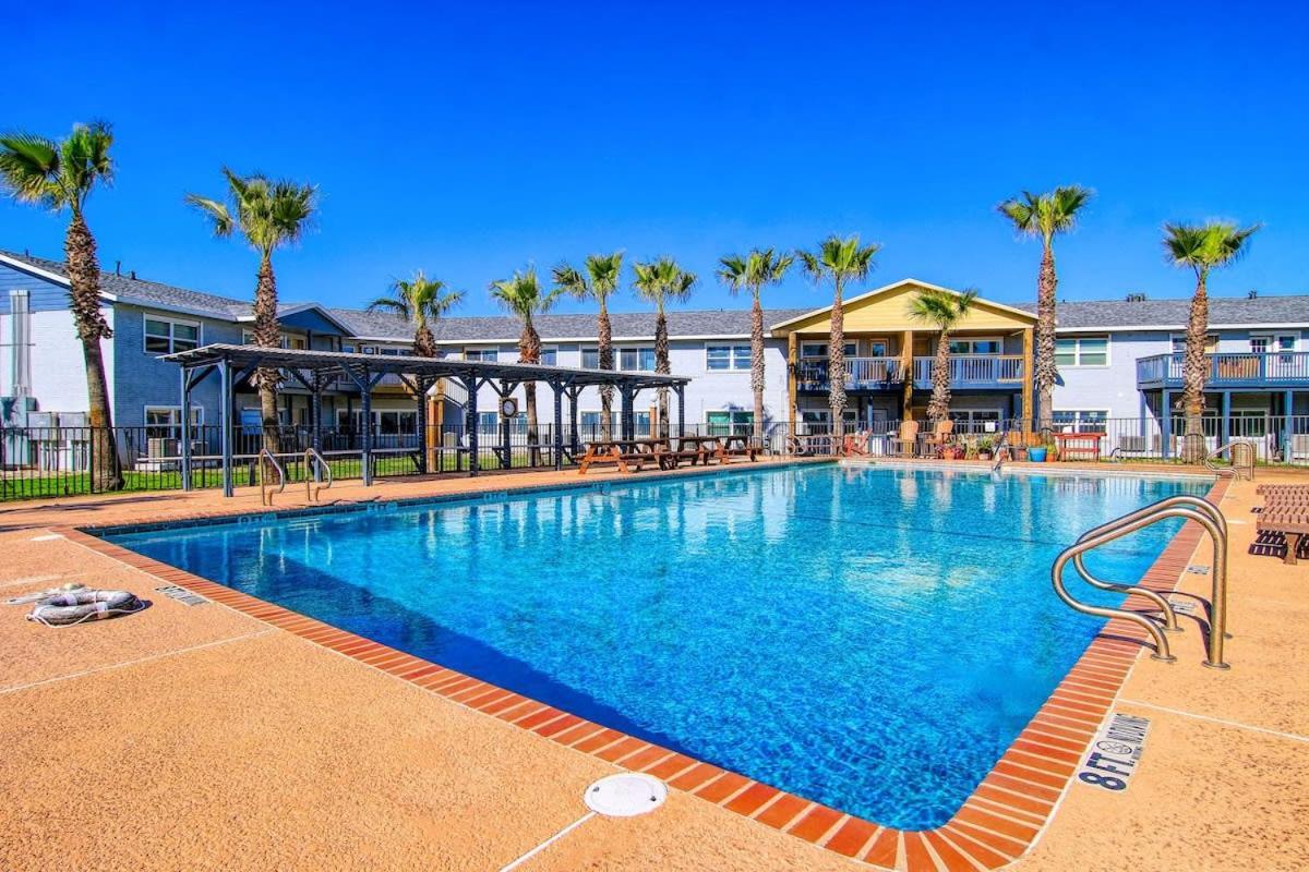 Captain Quarter'S 1 Bedrm Unit At Sea Isle Village Порт-Аранзас Экстерьер фото